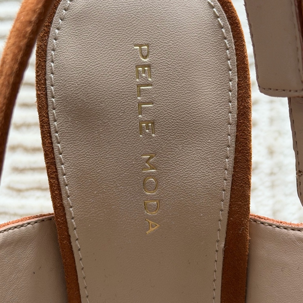 NEW Pelle Moda Suede 6” heels - Picture 3 of 4
